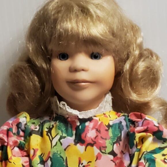 Cal Hasco vintage doll Dolly. 14.5" tall. Numbered 517. Perfect shape - Picture 2 of 11